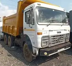 Dump Trucks (Arocs 4142K)
