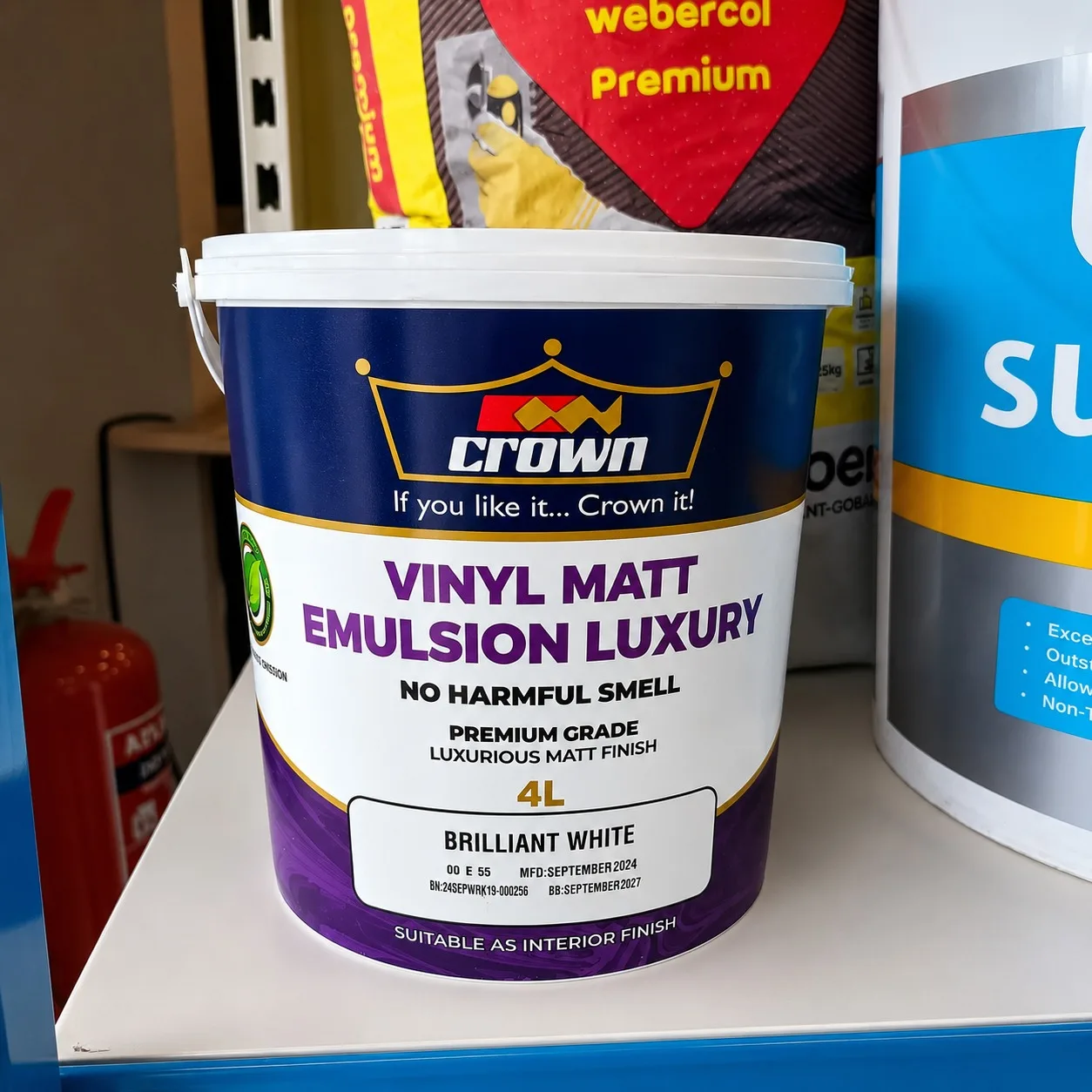 Crown Vinyl Matt Emulsion Luxury – Brilliant White (4L)